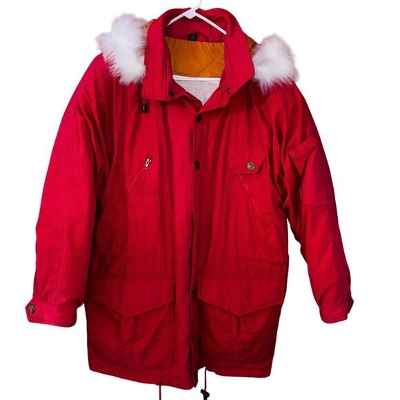 Foxrun Jackets & Blazers - Vintage Alaskan Foxrun women’s faux fur 80% down 20% feather parka coat (small)